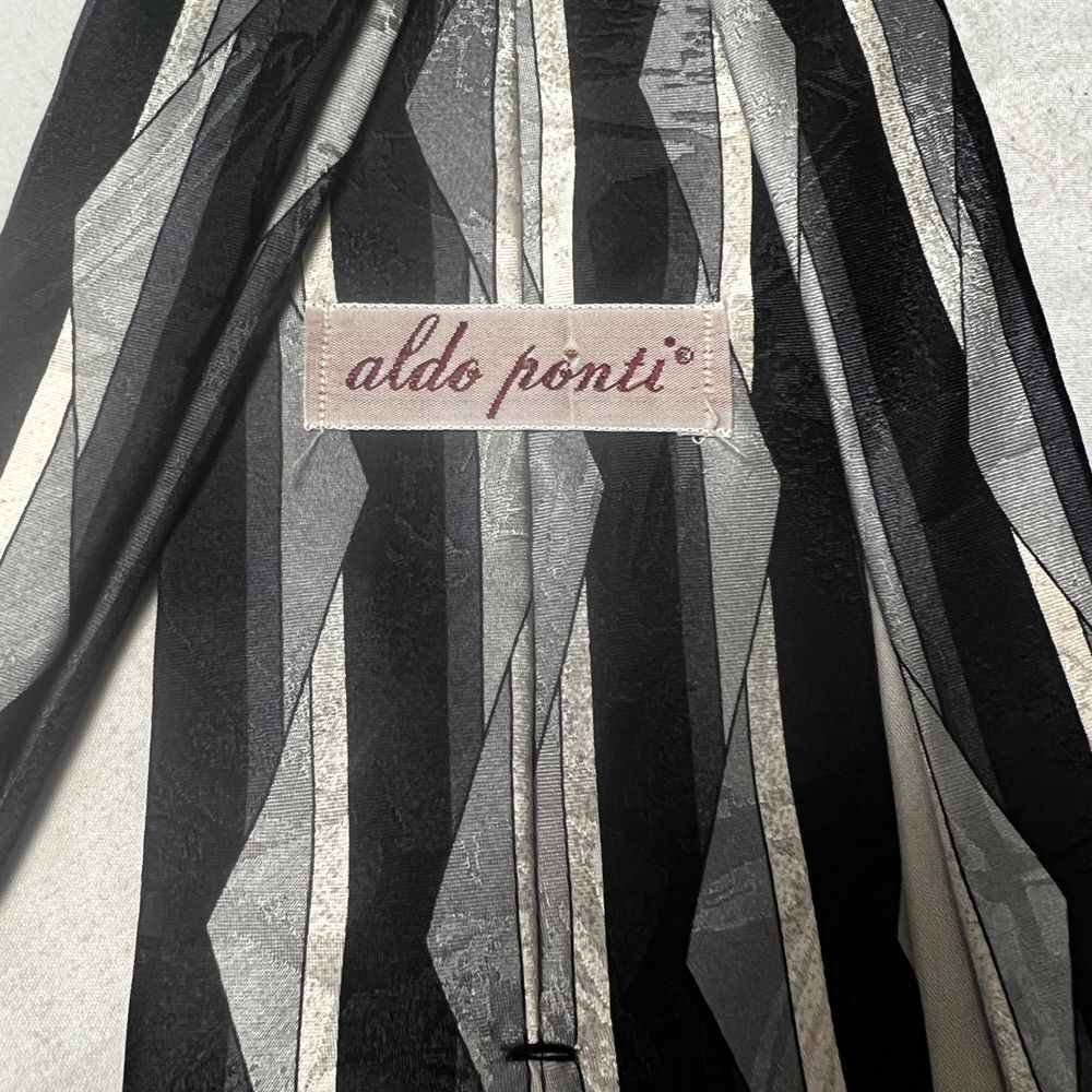 Aldo Ponti Geometric Pattern Silk Neck Tie Black Gray Silver Modern‎ Abstract
